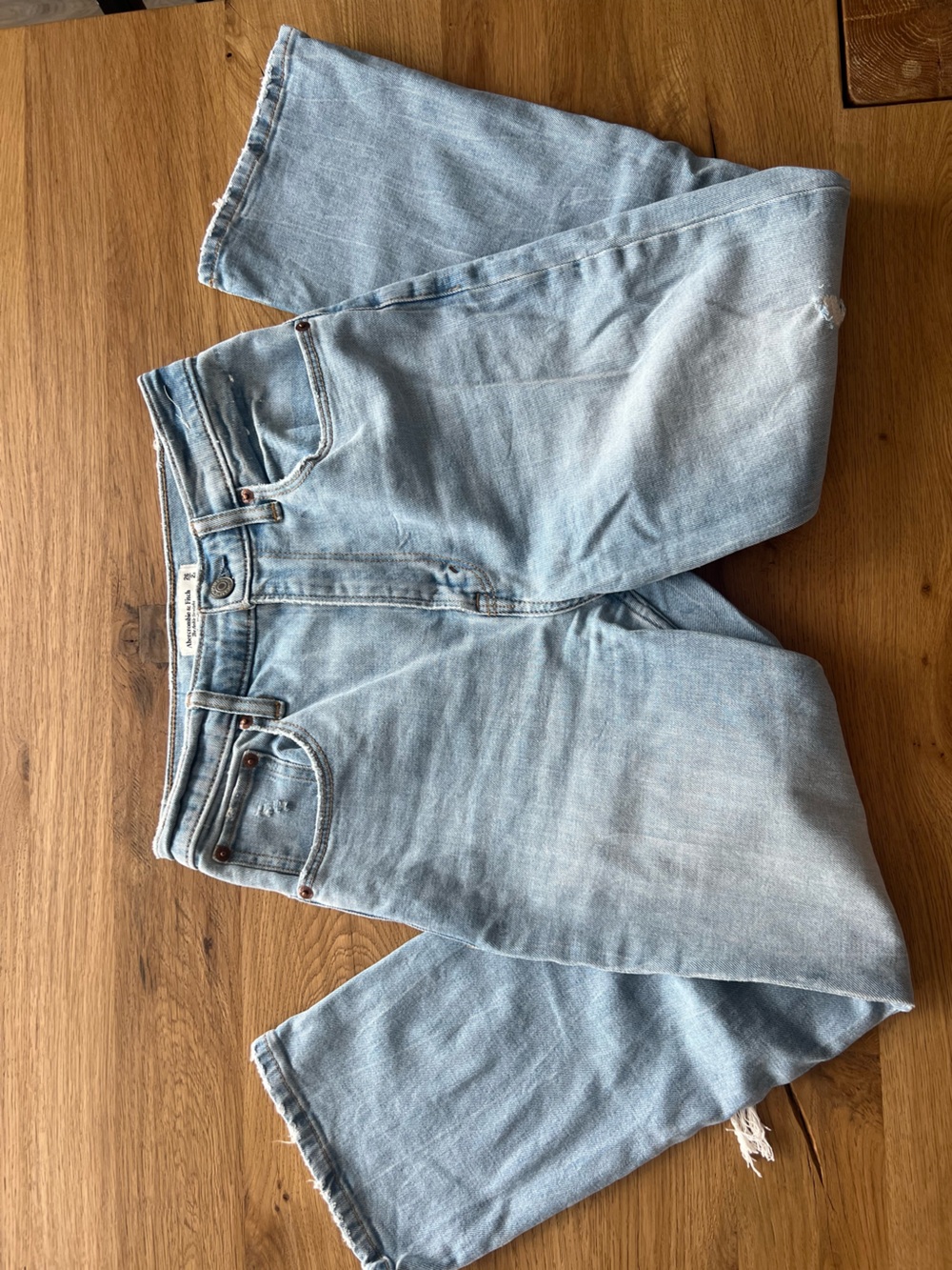 Abercrombie & Fitch Ankle Straight Jeans
